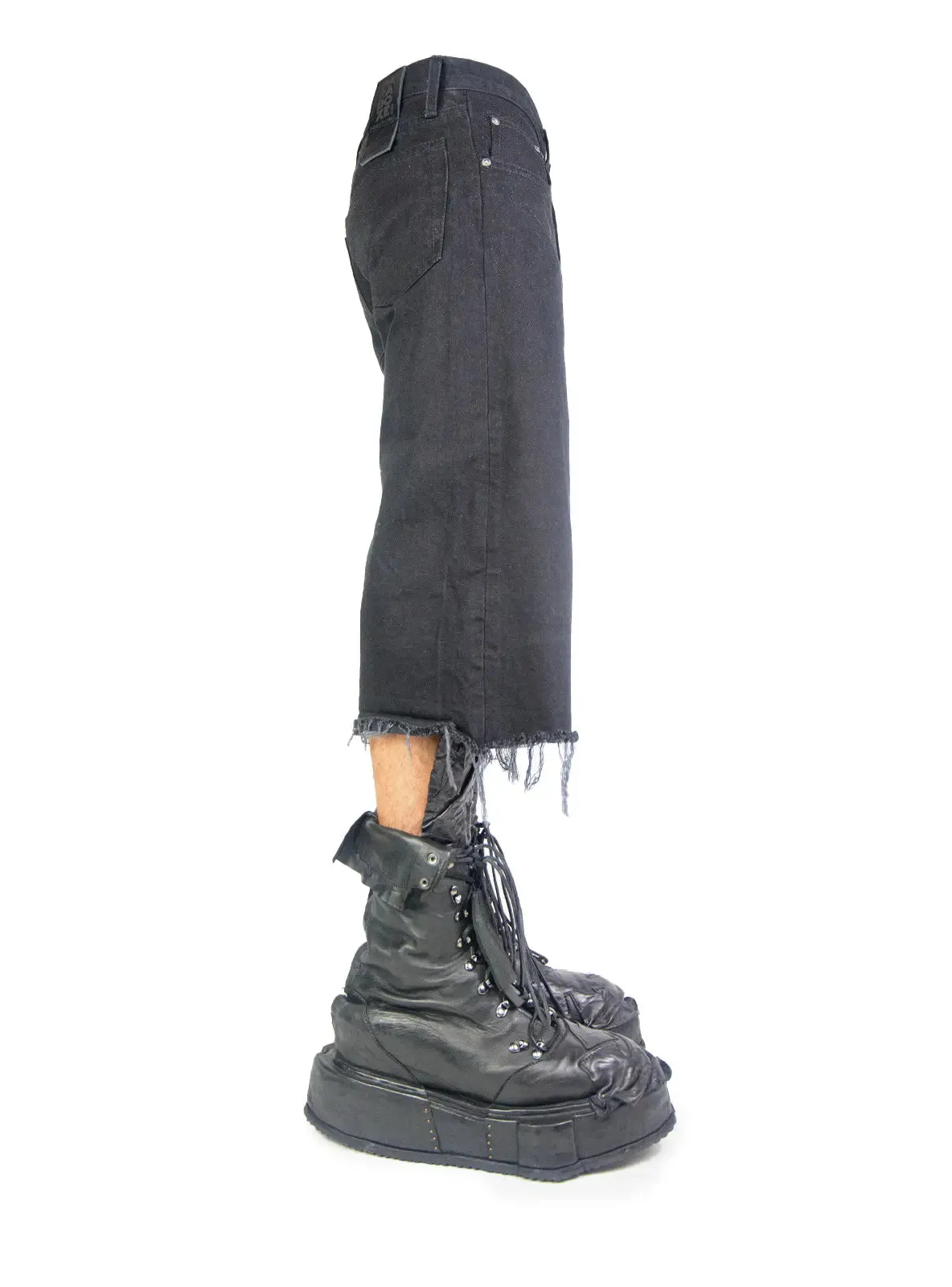 BLACK DENIM SHORTS