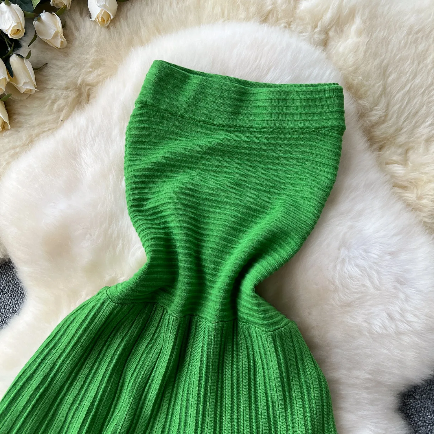 Elegant Off-shoulder Green Knitted Dress