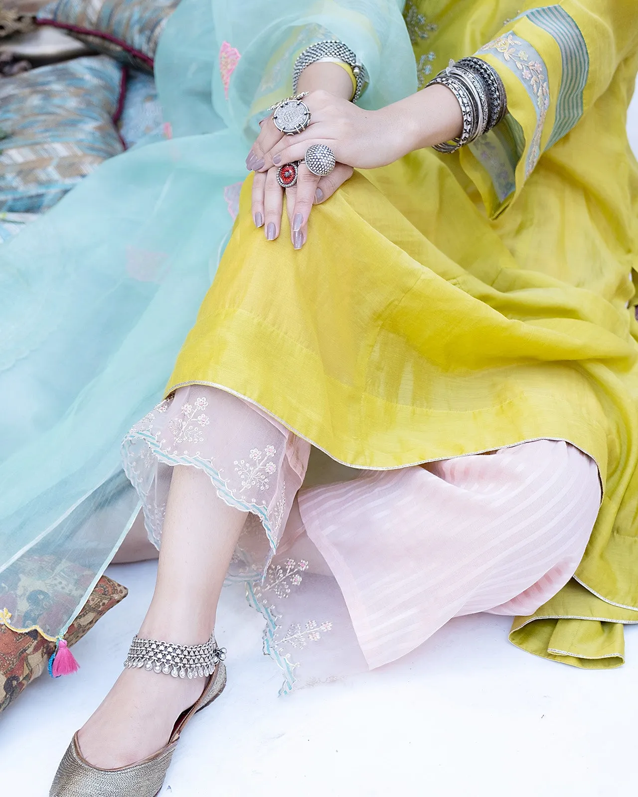 Gulnaaz Pastel Pink Organza Saclloped Palazzo