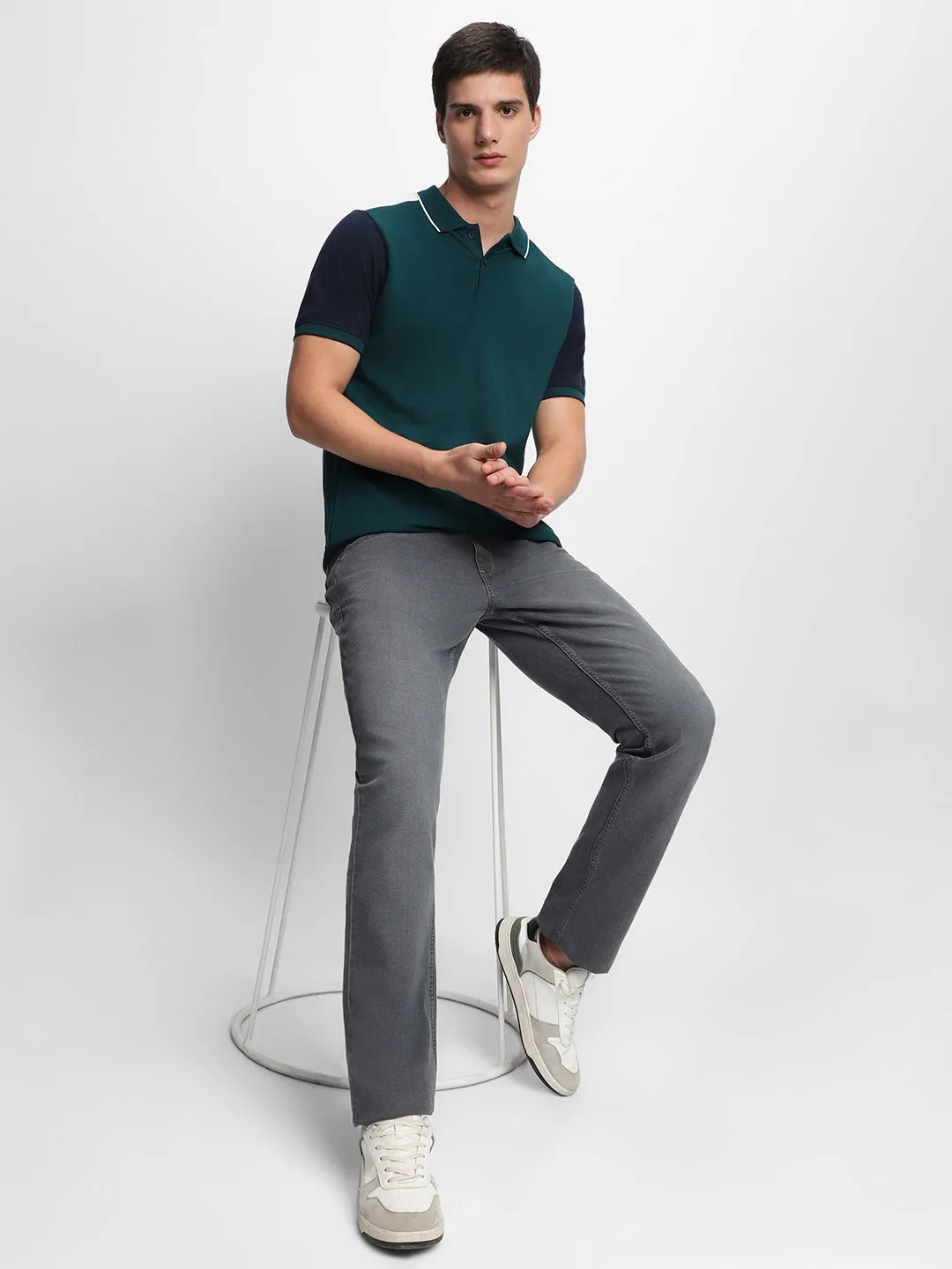 Men's Spread Collar Slim Fit Colorblock Navy T-shirt