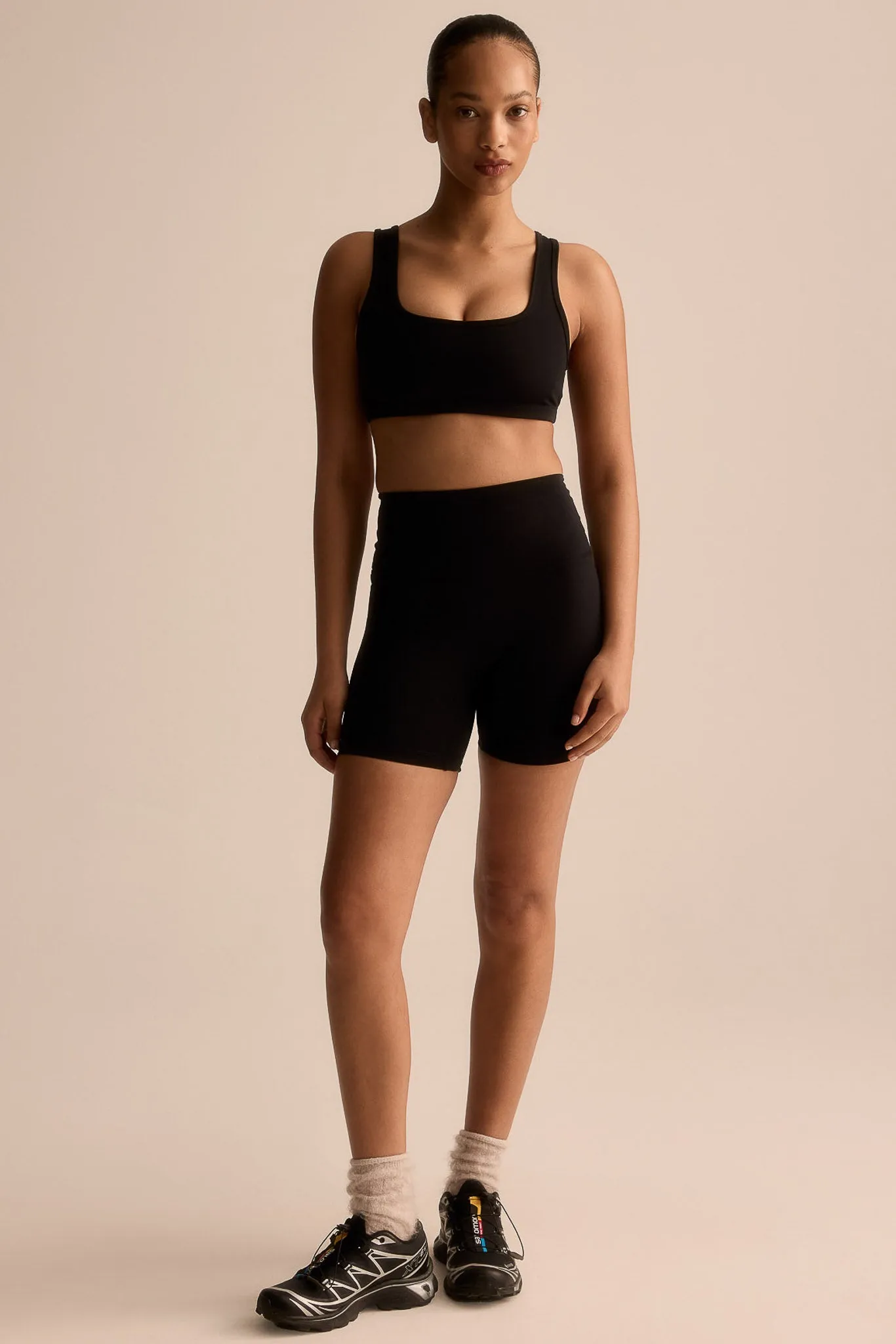 SPORTS BRA - BLACK
