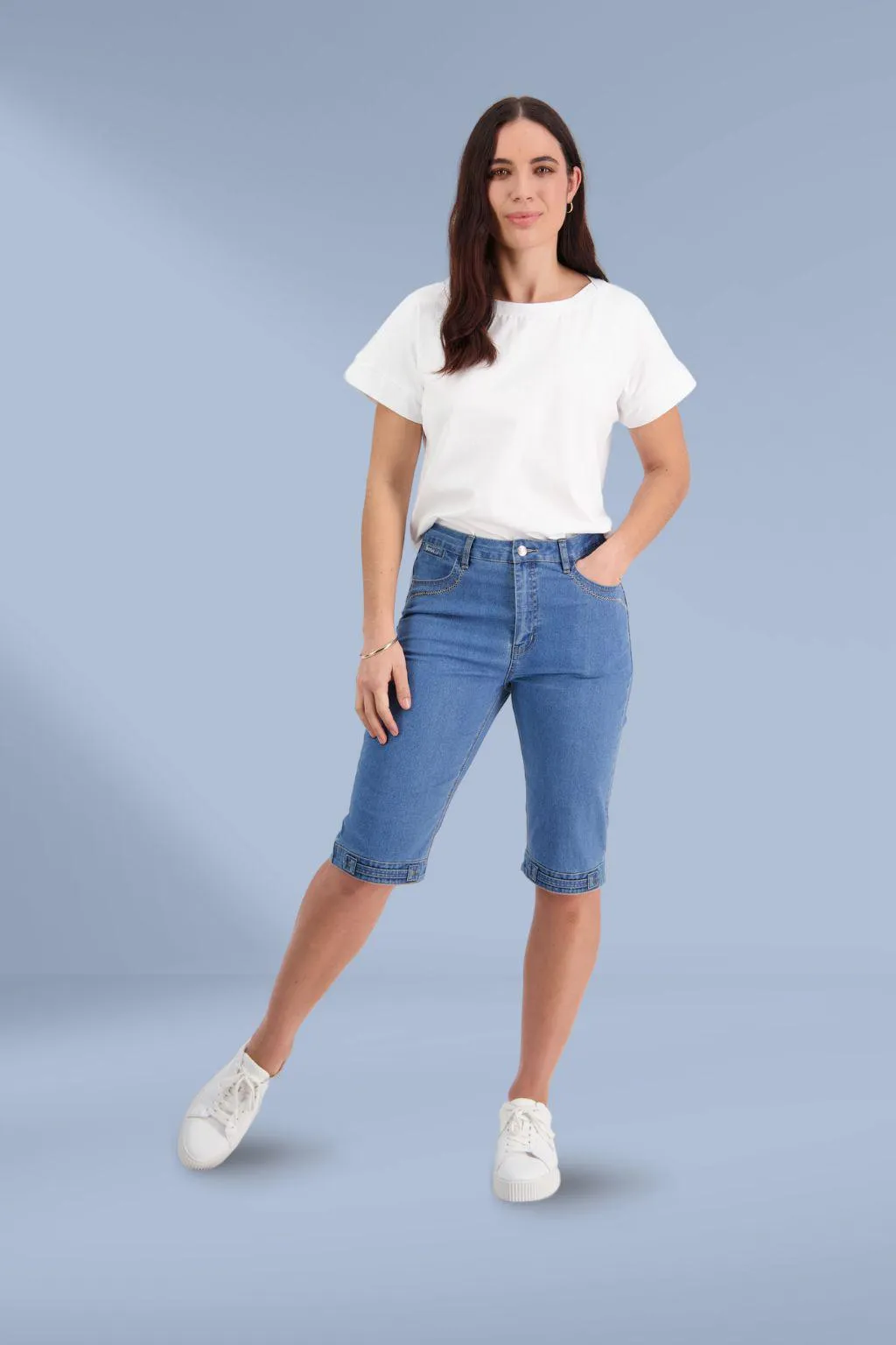Vassalli Straight Contrast Stitch Denim Shorts Light Denim